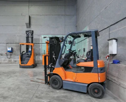 Forklift Battery Charging