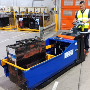 Forklift Battery Transfer Cart Australia MTC Attach A Puller Battery Transporter (2)